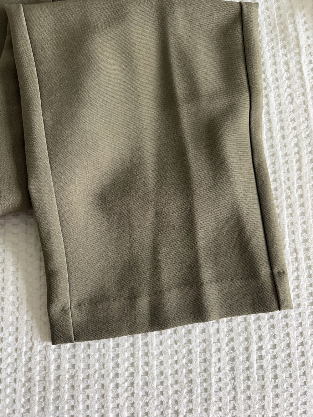 Old Navy Taylor Wide Leg Trouser - Picture 3 of 8